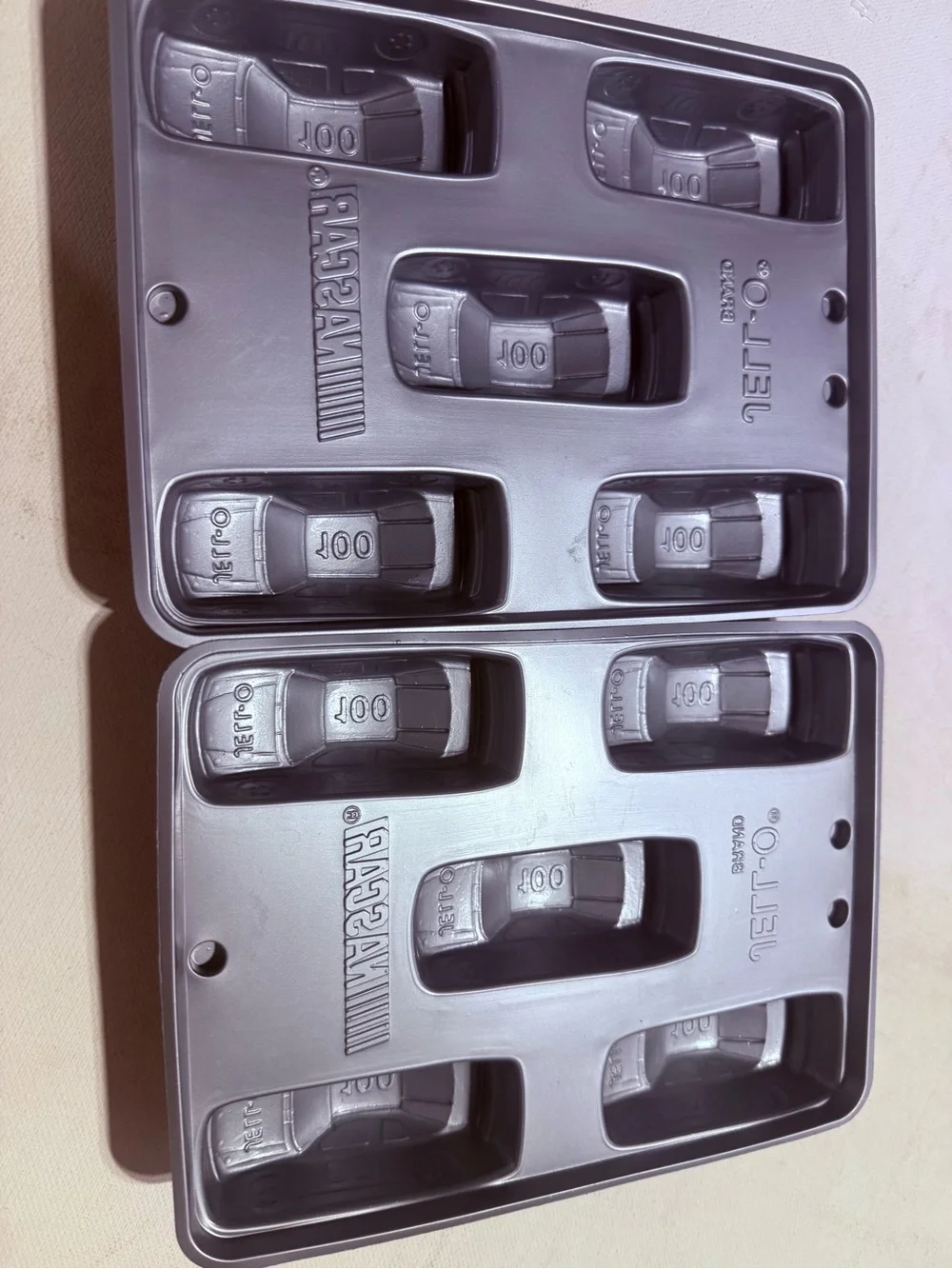 Jell-O NASCAR Car-Shaped Mold – Gray Car Cavities